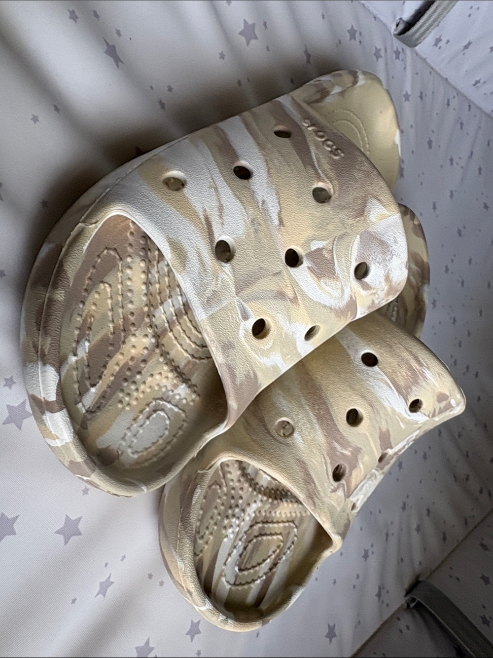 CROCS Beige Cream Marble Slide Sandals